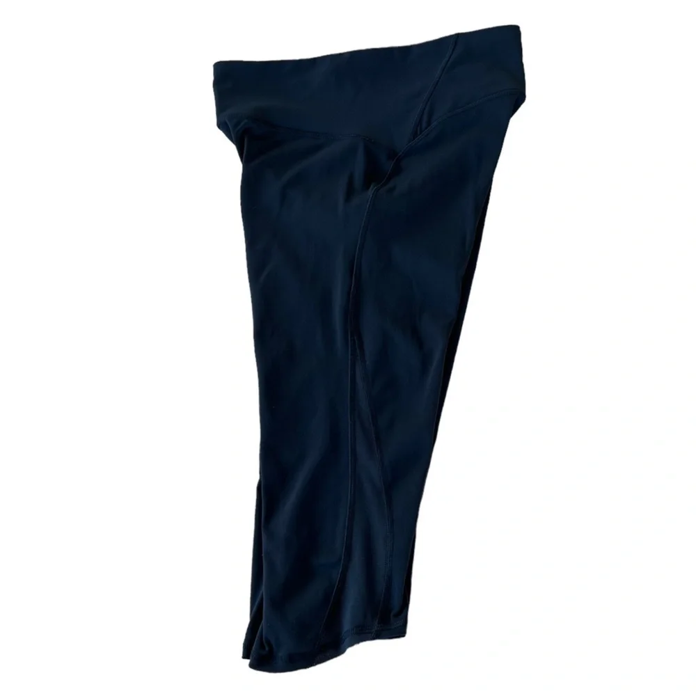 Lululemon Train Times Crop Leggingg 17” W6ADDS Black Mesh Women’s Size 8 GUC